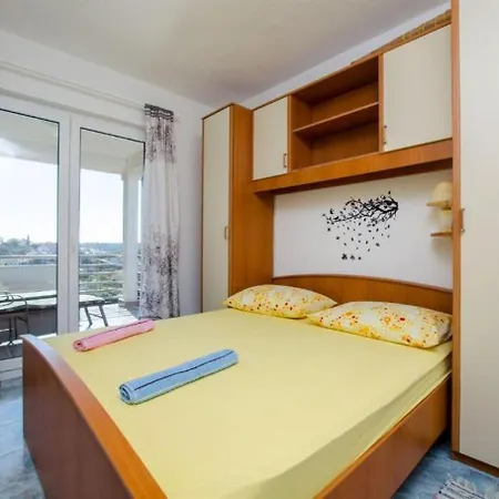 아파트 Anica 세비드